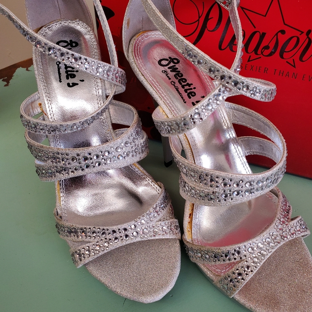 Pleaser shoes